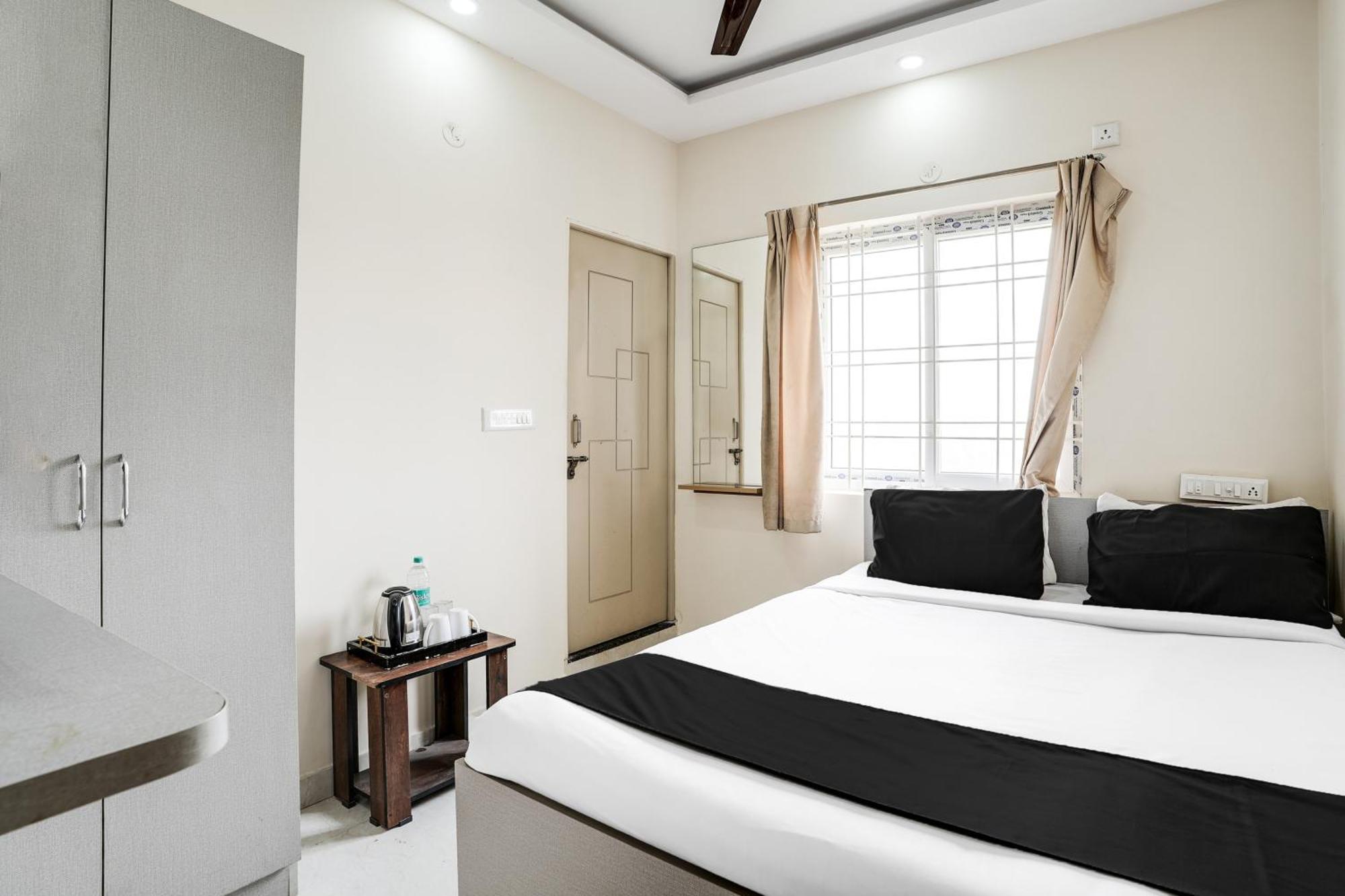 Super Hotel O Bangalore Near Reva Circle Formerly Cka Boarding Yelahanka Bagian luar foto