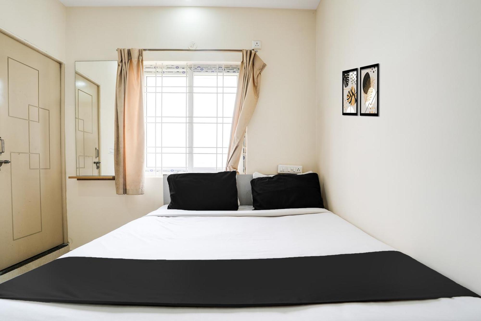 Super Hotel O Bangalore Near Reva Circle Formerly Cka Boarding Yelahanka Bagian luar foto